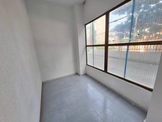 Business premise in Centro. !! se vende local ideal para cambio de uso zona parque de los es