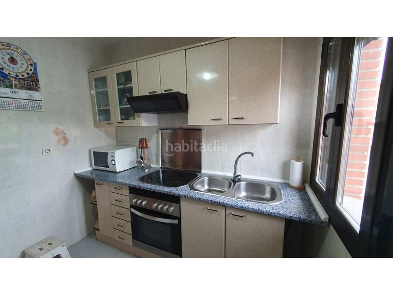 Foto 050b9f6f-8b44-4269-8790-fd628deeee56. Chalet magnifico chalet independiente con piscina privada en urbanizacion valcarrillo del alberche !! en Almorox