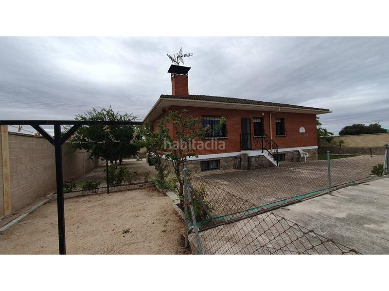 Foto 46ec790d-0398-40e3-bf18-bffad4418715. Chalet magnifico chalet independiente con piscina privada en urbanizacion valcarrillo del alberche !! en Almorox