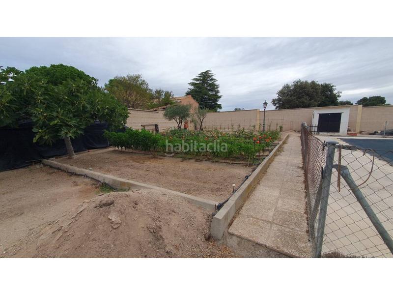 Foto 7d27afc5-e4e3-4046-9622-d3078d780794. Chalet magnifico chalet independiente con piscina privada en urbanizacion valcarrillo del alberche !! en Almorox