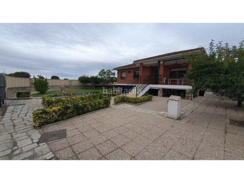 Foto 81e197e4-a314-4fa8-a11f-df794b219a4b. Chalet magnifico chalet independiente con piscina privada en urbanizacion valcarrillo del alberche !! en Almorox