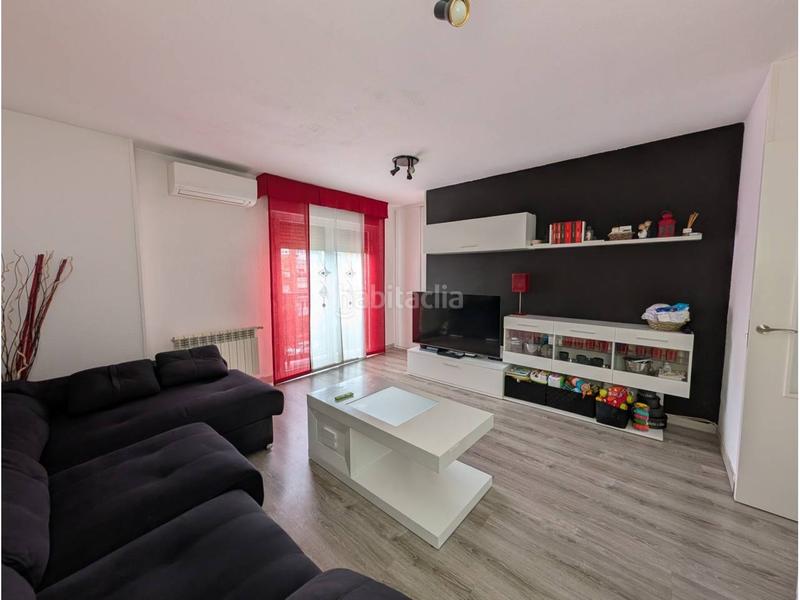 Foto 347589a1-2db9-4309-82c8-17aed4eb8350. Appartamento con riscaldamento parcheggio in El Arroyo-La Fuente Fuenlabrada