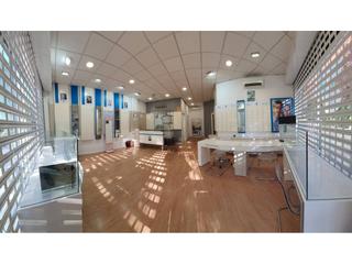 Alquiler Local Comercial en La Serna. Local comercial en alquiler en fuenlabrada. zona lorea  la serna