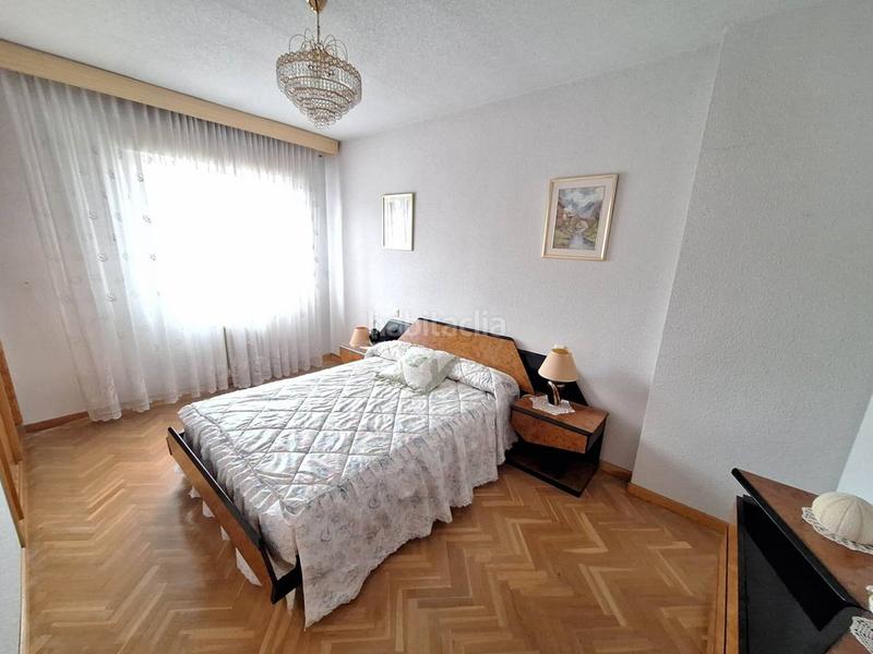 Foto 0acf2b9a-4191-4b7d-9273-9995859f9c4c. Maison jumelée avec chauffage parking dans Fuenlabrada ii-el molino Fuenlabrada