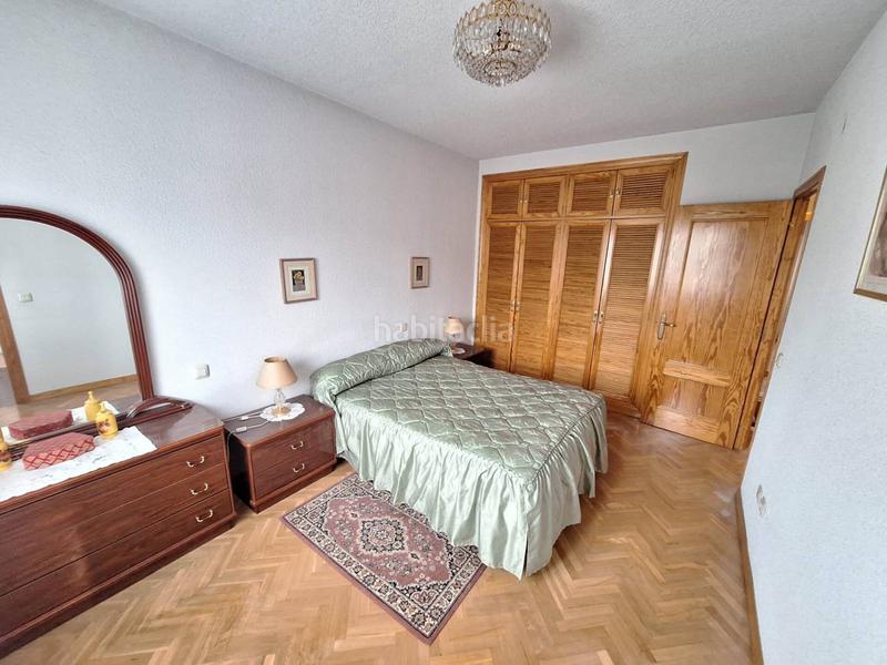 Foto 76fb4f2c-5d08-4f42-9c69-8d0898da98a2. Maison jumelée avec chauffage parking dans Fuenlabrada ii-el molino Fuenlabrada