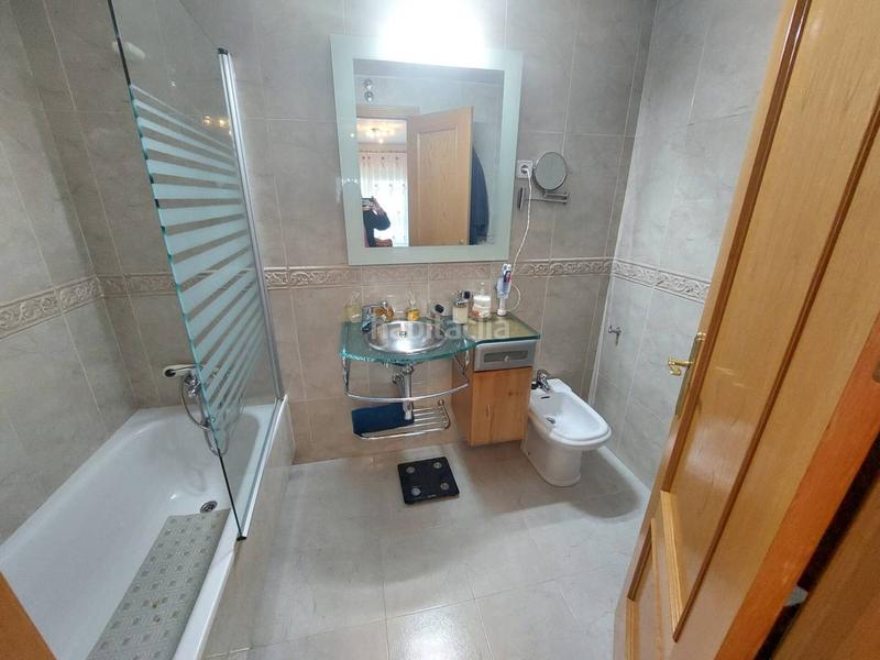 Foto 893bee57-f169-4a49-aab7-6089ceabcf8c. Maison jumelée avec chauffage parking piscine dans El Arroyo-La Fuente Fuenlabrada