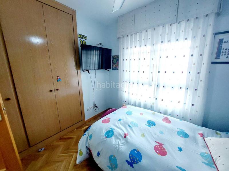 Foto 8b845103-b270-48e1-b03b-dc73b3d3bc1a. Maison jumelée avec chauffage parking piscine dans El Arroyo-La Fuente Fuenlabrada