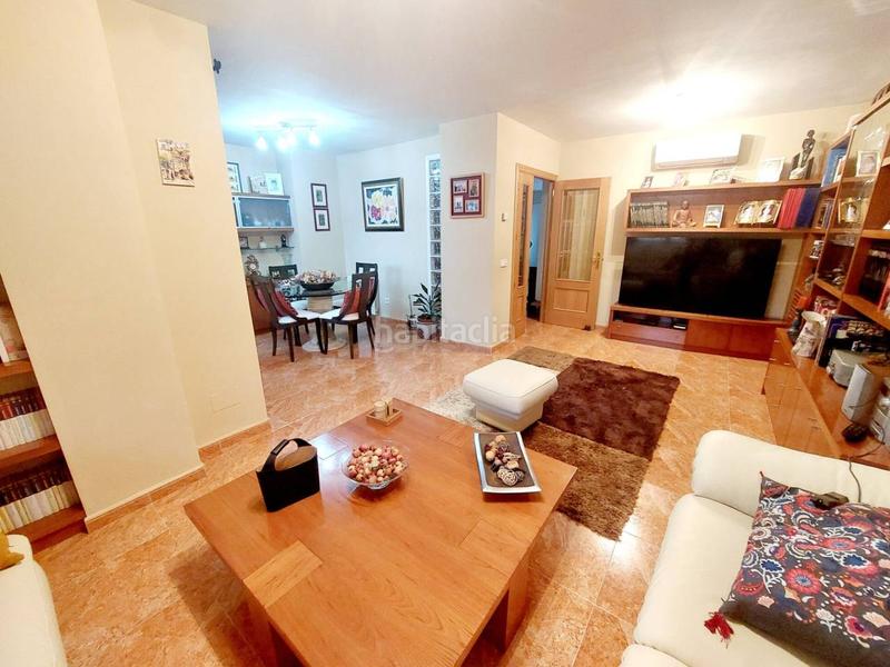 Foto 8e953da9-fd76-44f1-9d15-04d2e2d36e6f. Maison jumelée avec chauffage parking piscine dans El Arroyo-La Fuente Fuenlabrada