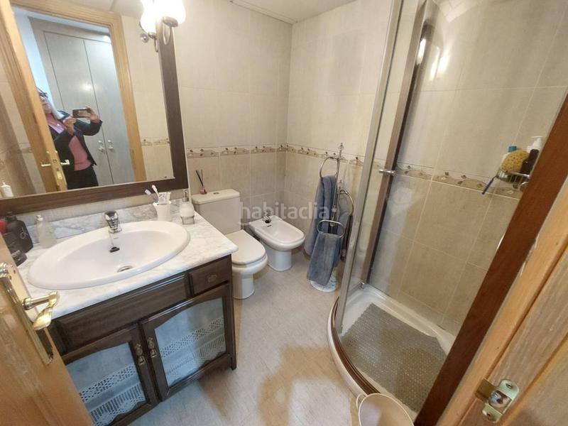 Foto c854c026-9227-4770-84b7-84a410549704. Maison jumelée avec chauffage parking piscine dans El Arroyo-La Fuente Fuenlabrada