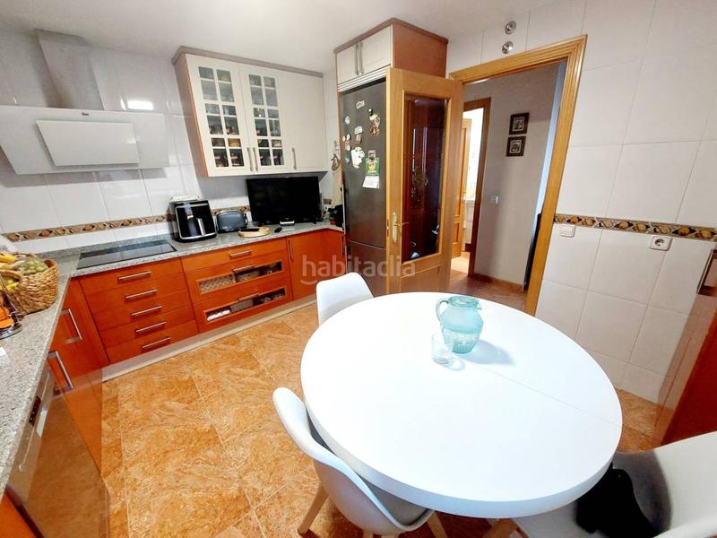 Foto d7fab74d-5181-4d54-8d5c-f133d7f209a4. Maison jumelée avec chauffage parking piscine dans El Arroyo-La Fuente Fuenlabrada