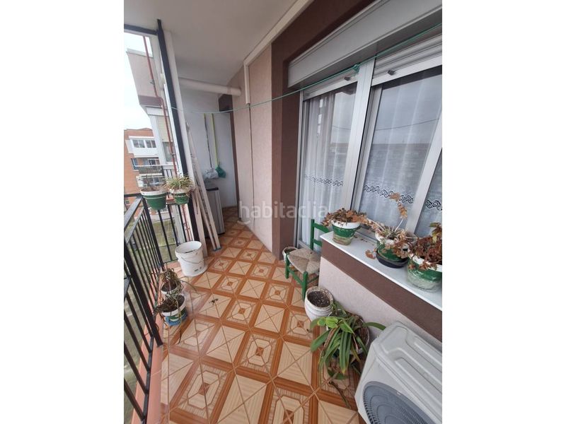 Foto a8424ac6-f764-4f44-8557-b9146f75c9e8. Pis a Descubridores-Escritores Leganés