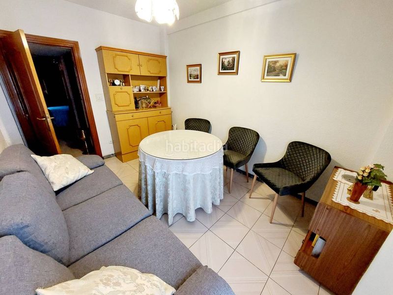 Foto d2c14c57-b29b-4b0d-8b2f-9814cca5a639. Pis a Descubridores-Escritores Leganés