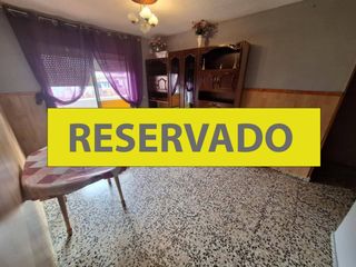 Pis a Centro. Piso en venta con ascensor y terraza