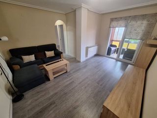 Etagenwohnung in Centro. Piso en venta zona centro con ascensor y terraza cerrada