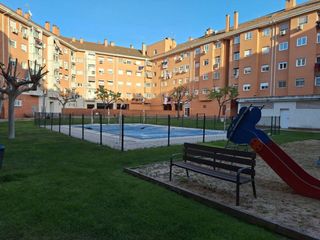 Pis a El Arroyo-La Fuente. Magnifico duplex con plaza de garaje en urbanizacion con piscina