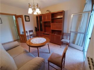 Miete Etagenwohnung in Centro. Piso ideal para estudiantes o funcionarios, zona centro fuenlabr