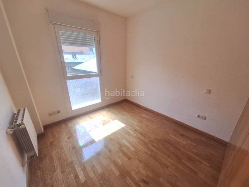 Foto 66d5f73d-e9f8-4794-9fa6-e85f06a4e1e6. Pis amb calefacció aparcament a Centro Fuenlabrada