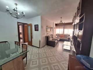 Lloguer Pis a La Serna. Piso en alquiler con trastero y piscina, zona la serna fuenlabra