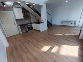 Lloguer Loft a Valdepelayo-Montepinos-Arroyo Culebro. Loft duplex en alquiler con plaza garaje y trastero en zona soho