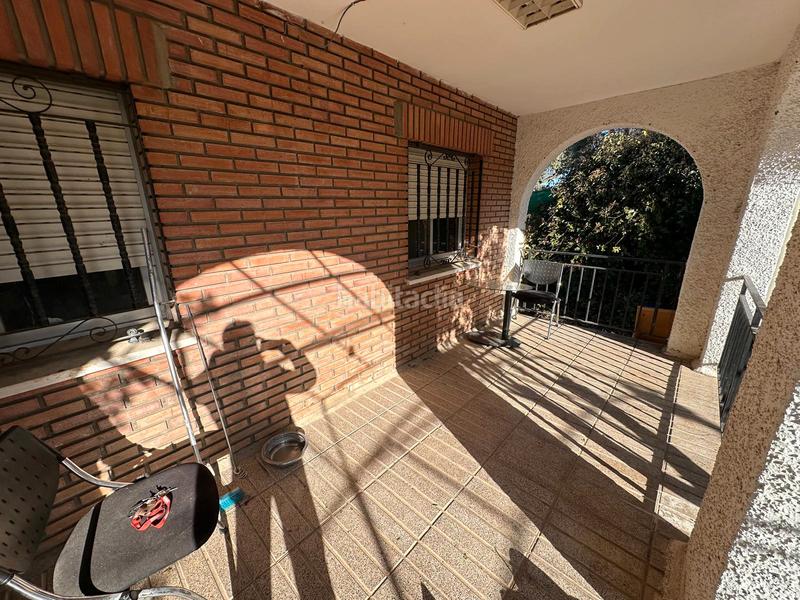 Foto 1860b124-66fe-45b7-b7d2-477420706045. Chalet dans Fuentenovilla