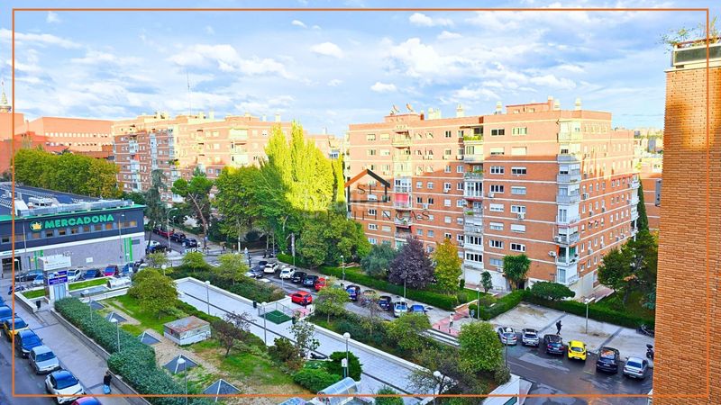 Foto 4d7dc68f-c782-4c56-86e0-954be334dcde. Lloguer pis amb calefacció a Niño Jesús Madrid