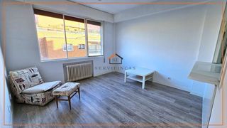 Location Appartement  Plaza reyes magos. Alquiler temporal retiro.