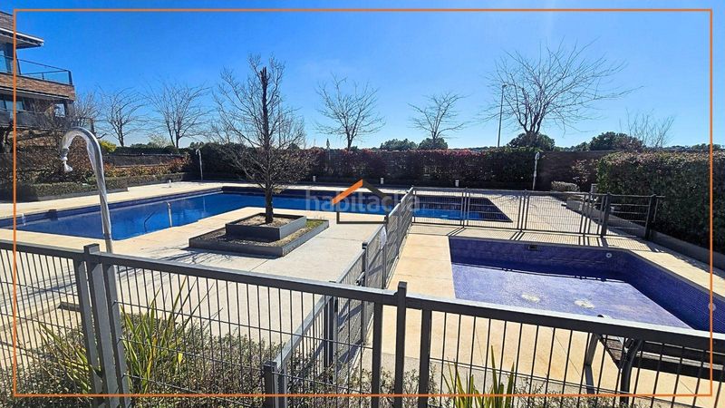 Foto 8e93bafe-abdf-4ded-8d98-df36d7426c6a. Àtic amb calefacció aparcament piscina a Marazuela-El Torreón Rozas de Madrid (Las)