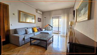 Rent Flat  Calle cgdor diego valderrabano. Alquiler 2 habitaciones moratalaz