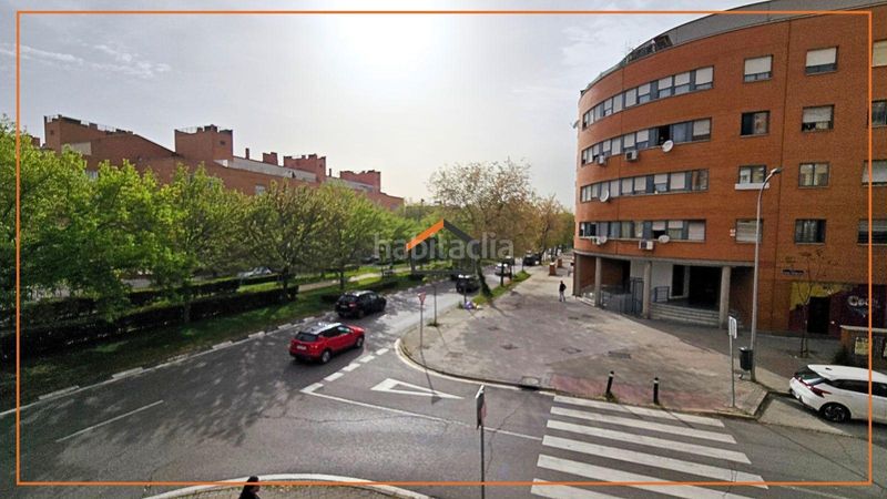 Foto 15d1a98d-1e1b-45a7-bec7-fb0df6a954f0. Pis amb calefacció aparcament a Horcajo Madrid