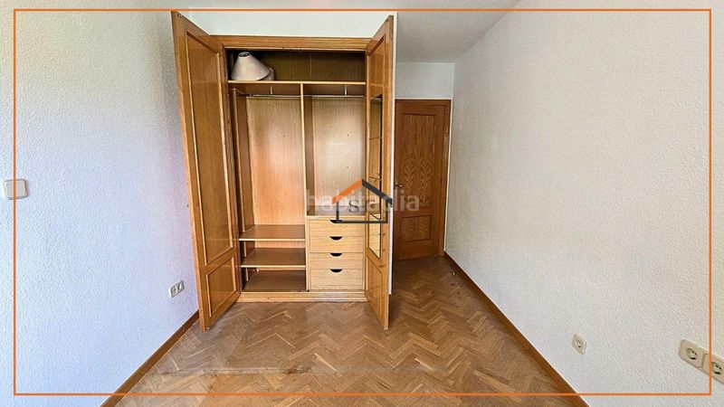 Foto 51872fc8-771f-4feb-bf5c-c6eee7cffc00. Flat with heating parking in Horcajo Madrid
