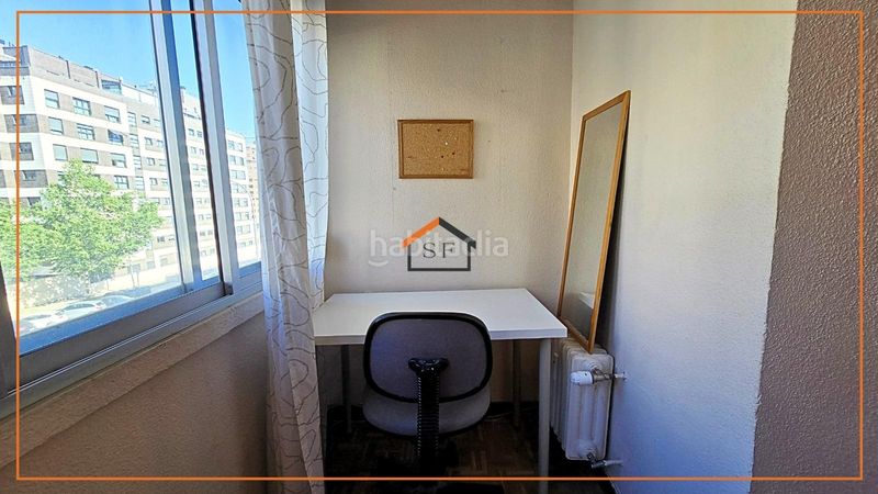 Foto a3e3584b-75d7-48af-9669-a62fb17ba3e4. Flat with parking pool in Adelfas Madrid