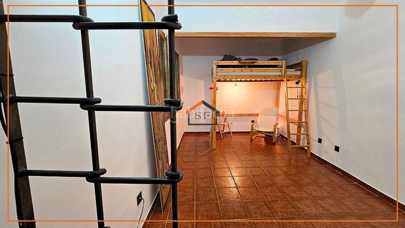 Foto 132c0f7c-63a8-4321-ae4d-1a04c0f366da. Pis a Palos de Moguer Madrid