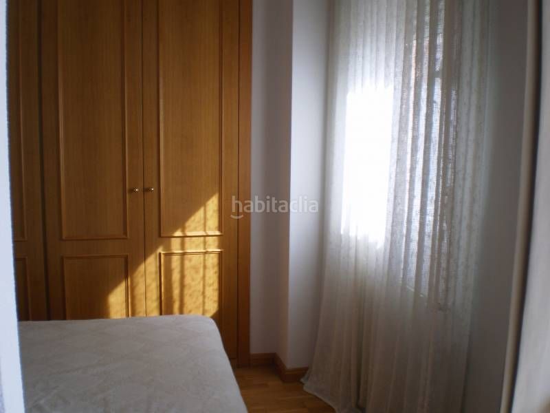 Foto fa5c064a-4c46-41cb-ba5f-9c3318ec5e26. Pis amb calefacció piscina a Abrantes Madrid