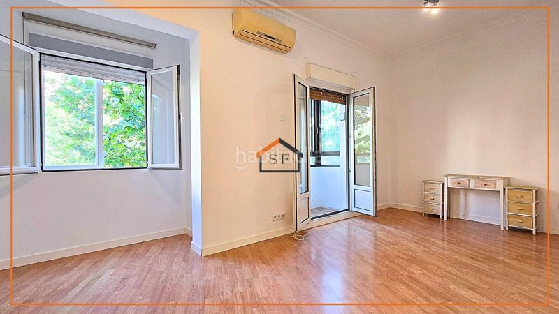 Foto f98d9736-4594-4378-8080-24379198c3fa. Rent flat with heating in Acacias Madrid