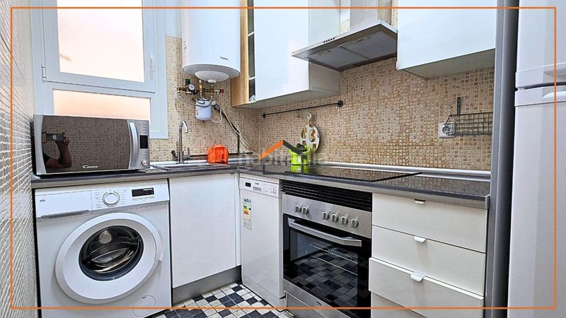 Foto fa2f2b1a-045f-4264-a41b-902d99db9b23. Rent flat with heating in Acacias Madrid