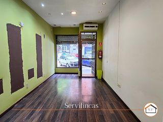 Local Comercial a Adelfas