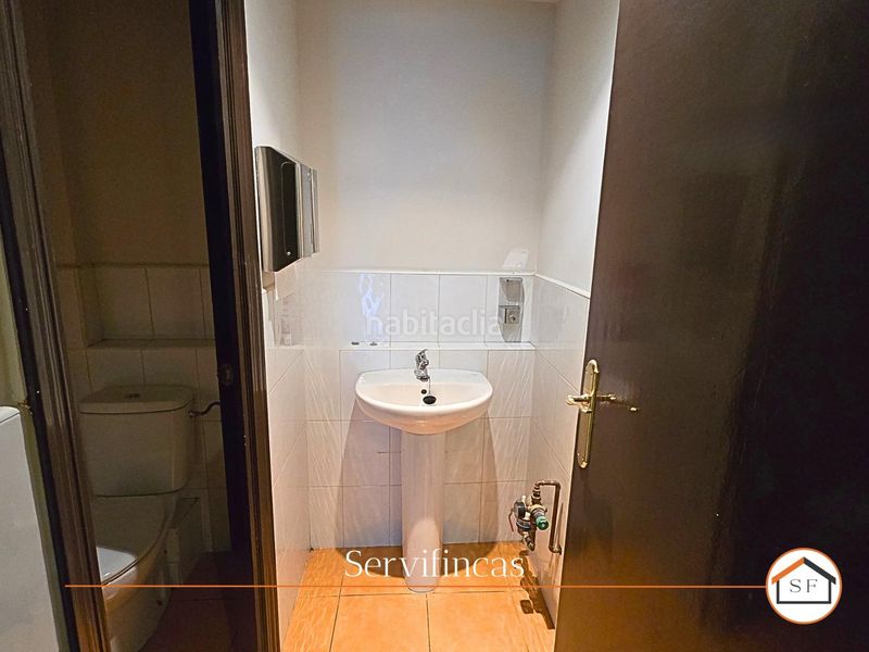 Foto b0a8ebf6-05f0-4990-a120-c636b8c393ac. Local comercial a Adelfas Madrid
