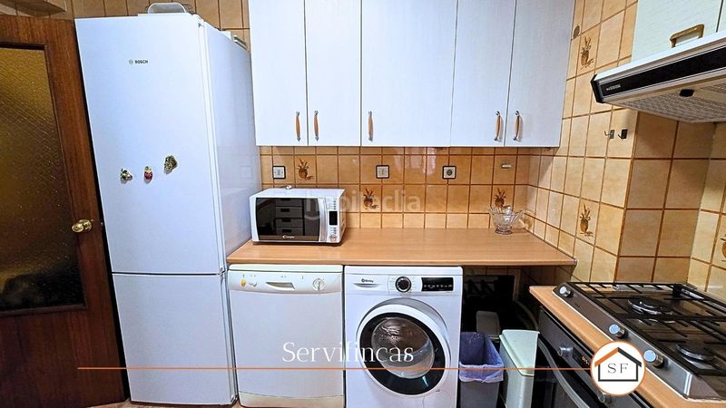 Foto 7f10c502-1dee-4dba-8bd3-3f8e6f5b0ea4. Flat with heating parking in Adelfas Madrid