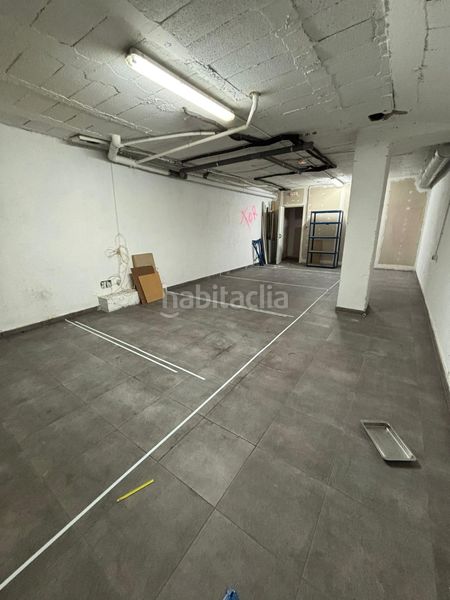 Foto 7a058edd-414b-4259-8432-ee6f091dda60. Local comercial en Almendrales Madrid
