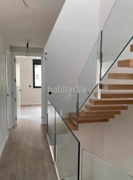 Foto c8cd9850-4e84-4939-80c6-98f8dee41d32. Casa adossada amb calefacció aparcament piscina a Fuenlabrada