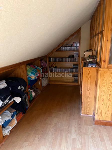 Foto febf1fbe-f99b-4d6a-ae52-04d517d47529. Casa adossada amb xemeneia calefacció aparcament a Getafe
