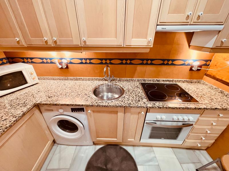 Foto efe5a71c-bc1e-43f8-92b4-5219dd86e726. Location appartement dans calle de fernando garrido 11 dans Madrid