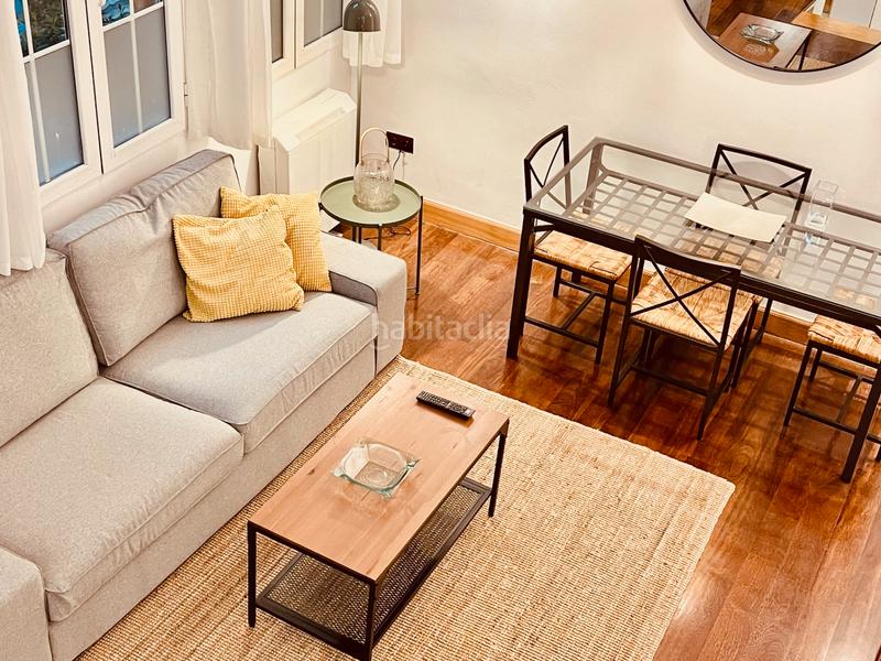 Foto 1068dadb-941c-4604-8296-9dcba9a4443c. Rent apartment in calle de fernando garrido 11 in Madrid