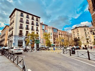 Affitto Posto auto in Plaza de herradores 8. Plaza de garaje en ópera