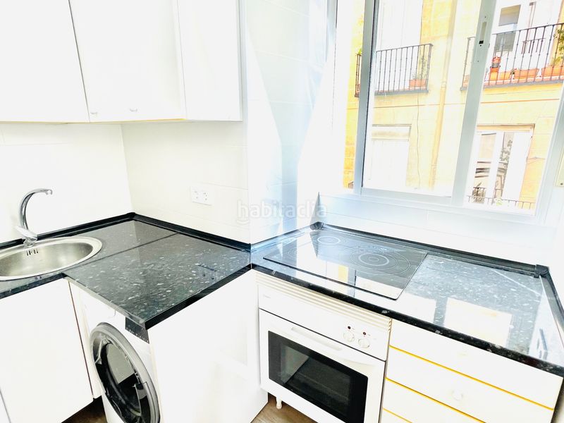 Foto 8710ca9d-7fb3-4a4c-bf80-c6f8e4eb2525. Lloguer apartament a calle de la amnistía 6 a Palacio Madrid