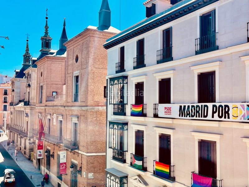 Foto 9a84ccdc-6db9-45f9-b0ed-ab42eb1b4c75. Rent flat in calle mayor 80 in Palacio Madrid
