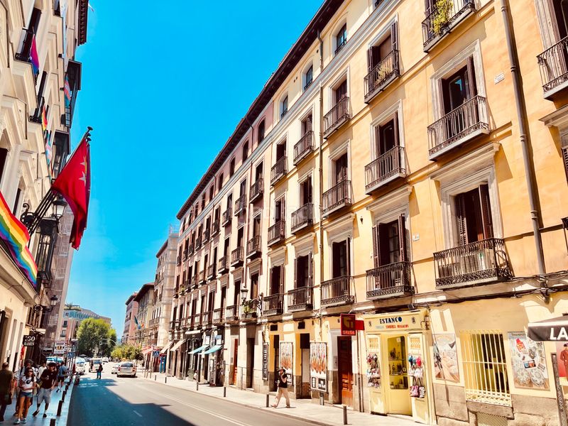Foto 9be1eb79-f16f-4088-a59a-d4006b8dd1cd. Rent flat in calle mayor 80 in Palacio Madrid