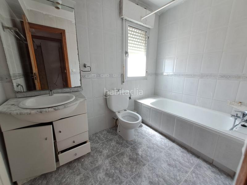 Foto b9991cbb-1b35-4ceb-a659-239cf92d5b49. Piso  en venta junto ayuntamiento para actualizar a tu gusto. en Alcorcón