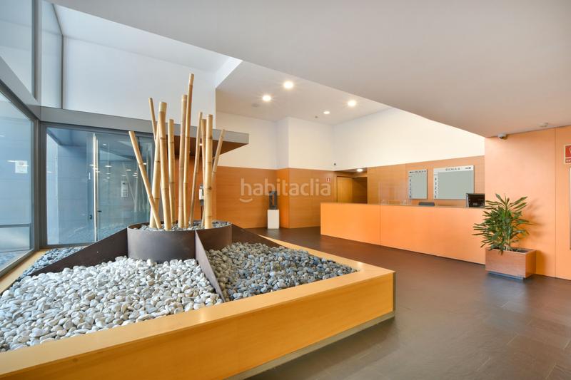 Foto fff84ee0-c3e4-46f2-9666-713294a9aea1. Location bureau dans carrer de badajoz 147 dans El Parc i la Llacuna del Poblenou Barcelona