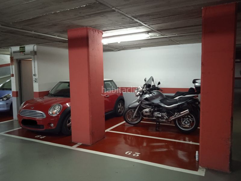 Foto 210eeafb-7a4c-4bd6-a1b4-666ac85c21e1. Miete motorradparkplatz in carrer de girona 164 in Barcelona